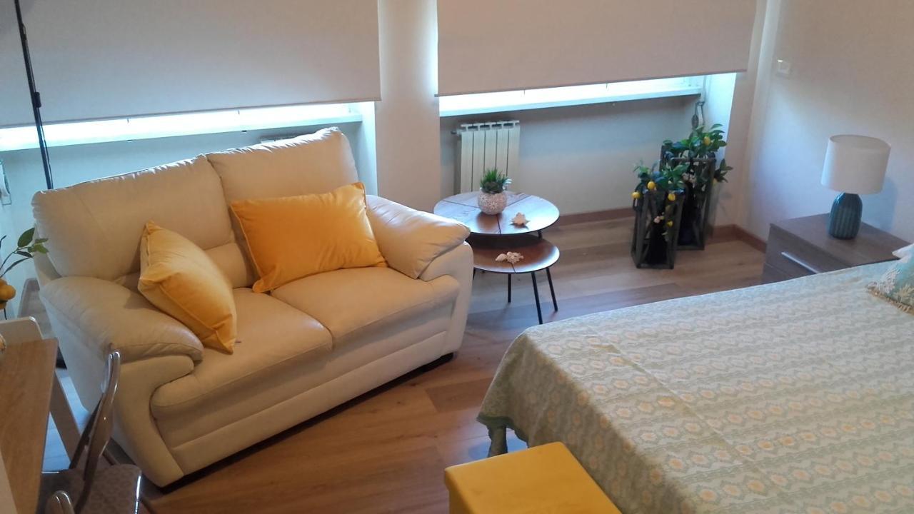 Ostia Lido Central Rooms Экстерьер фото